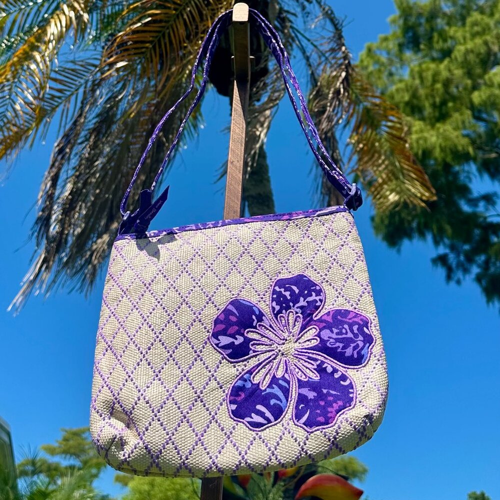 Vera Bradley Purple Paisley Amethyst Hibiscus Beach Crossbody Straw Bag LIKE NEW